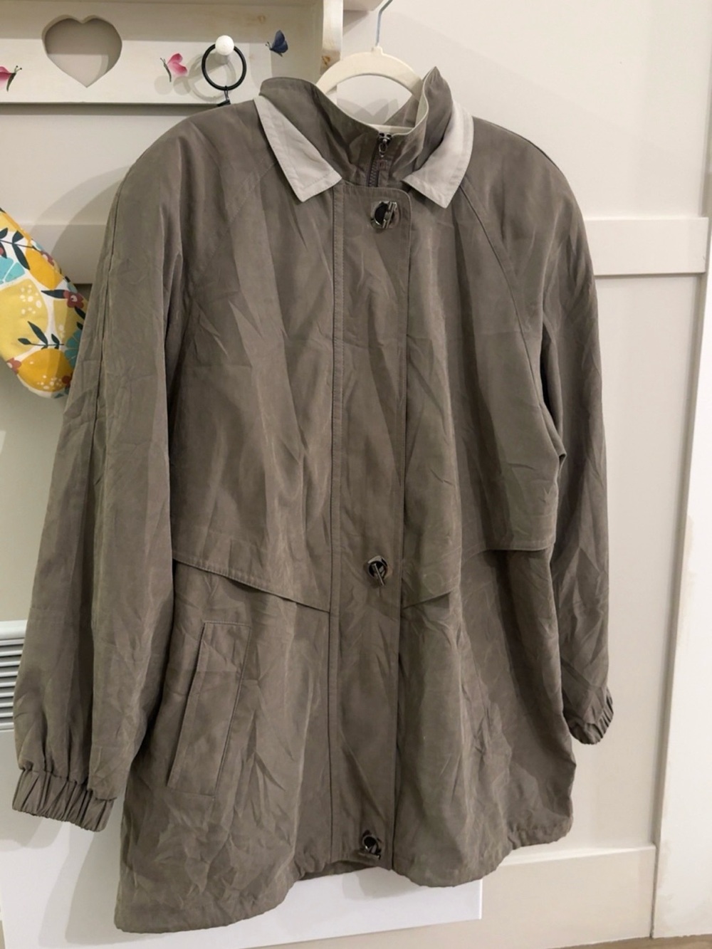 VINTAGE 70’s TRENCH COAT FLEET STREET TAUPE SIZE XL